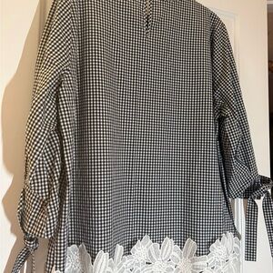 Black and White Checkered Women’s Ming Wang Top